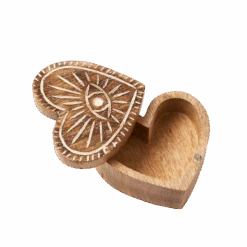 Ravi Evil Eye Heart Box -Jungalow 258359 PhotoRoom