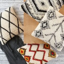 Jariti Shag Pillow -Jungalow BESGroup styleshot 201