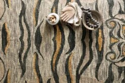 Feroz Silver Tiger Rug By Justina Blakeney® X Loloi 7 Feroz Silver Tiger Rug By Justina Blakeney® X Loloi -Jungalow FEROFER 01SI00 roomscene 2