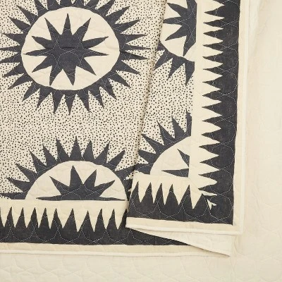 Soleil Burst Quilt Set Gray - Jungalow By Justina Blakeney 2 Soleil Burst Quilt Set Gray - Jungalow By Justina Blakeney - Image 2