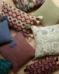 Desert Diamond Woven Pillow By Justina Blakeney® X Loloi -Jungalow P175PJB0033ML00PI15 roomscene 16