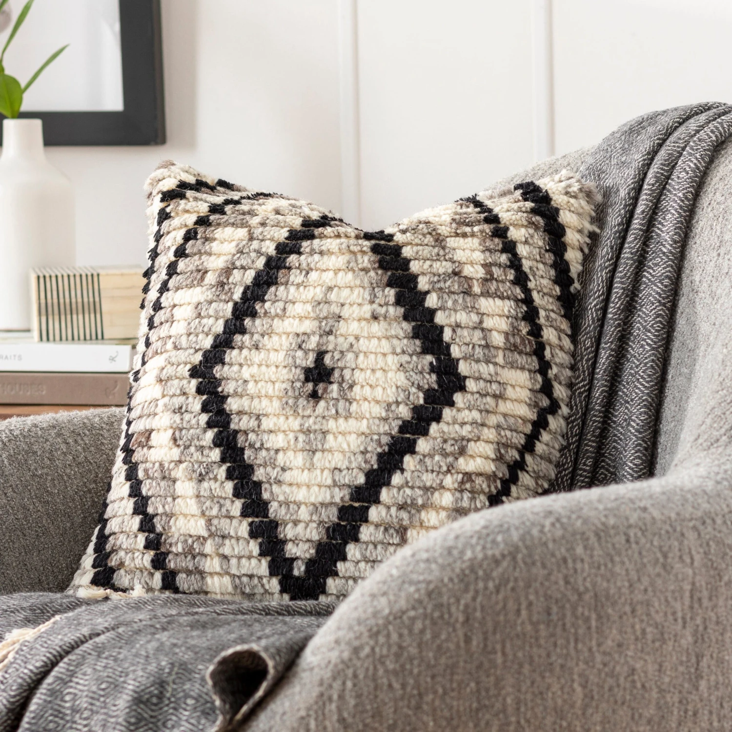 Zohra Shag Pillow 2 Zohra Shag Pillow - Image 2