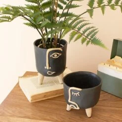 Footed Face Planter Set 5 Footed Face Planter Set -Jungalow ceramicplanter2