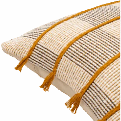 Sadaf Woven Pillow -Jungalow drr001 detail corner PhotoRoom c8d8294d ff9e 43bb 916d fce0466a18f5