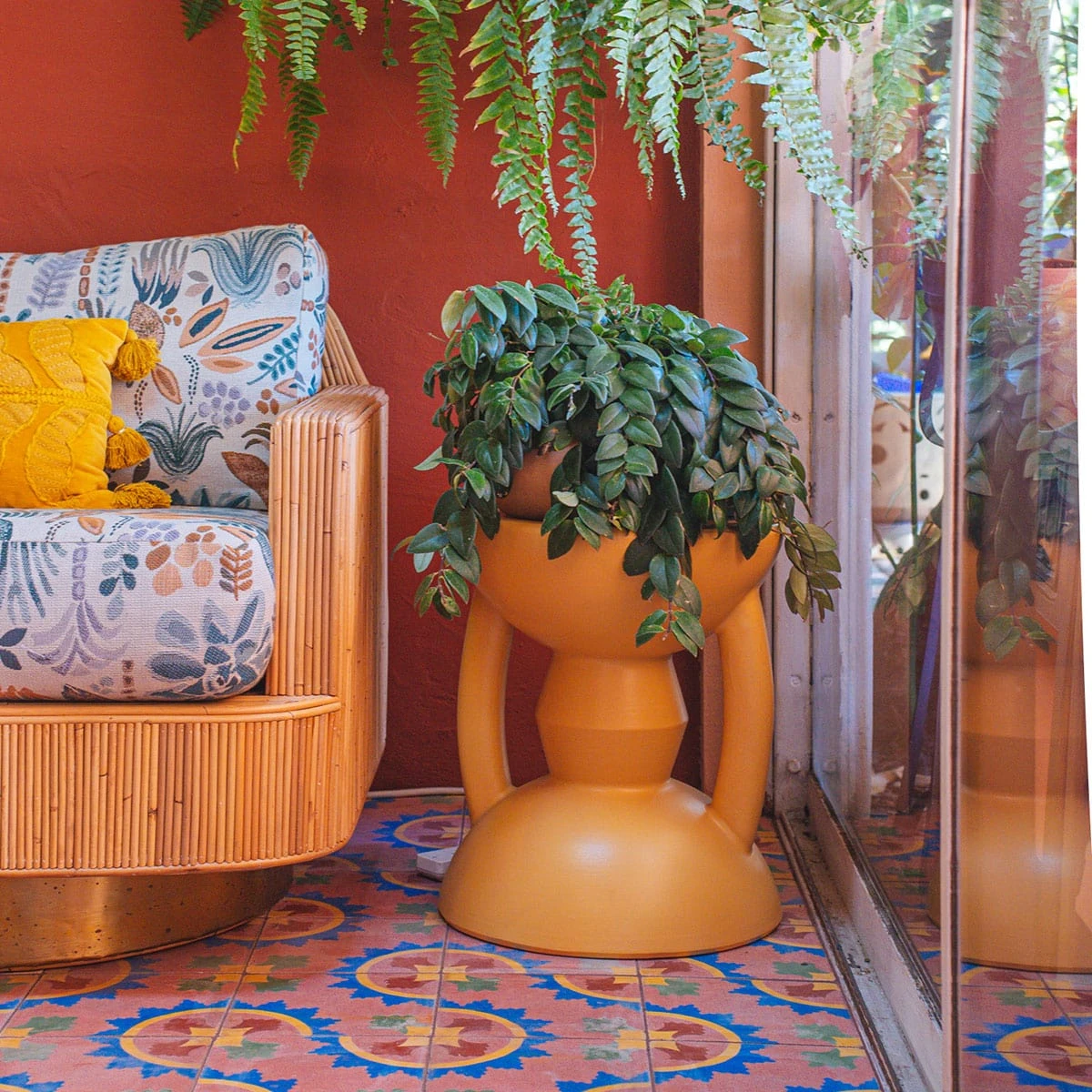 Jungalow Sunflower Mali Hourglass Stool By Justina Blakeney™ 1 Jungalow Sunflower Mali Hourglass Stool By Justina Blakeney™