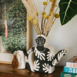 Jungalow Sybil Leaf She Pot By Justina Blakeney® -Jungalow sybilshepot3